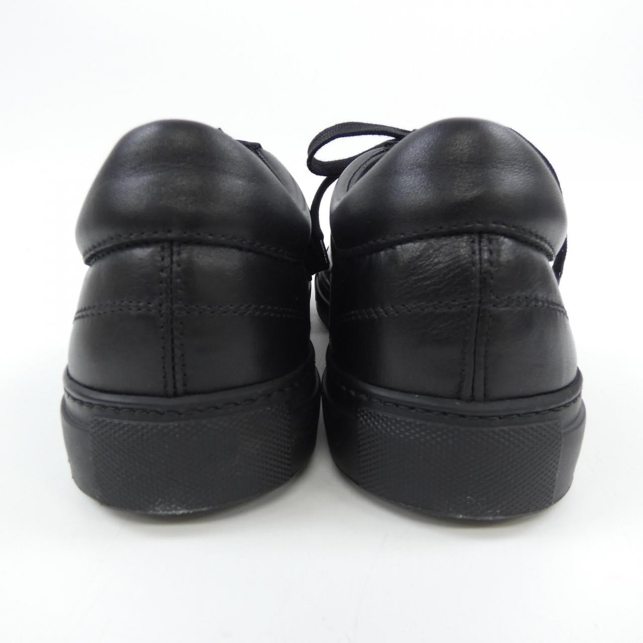 Comme des Garson衬衫GARCONS SHIRT Erik Schedin运动鞋