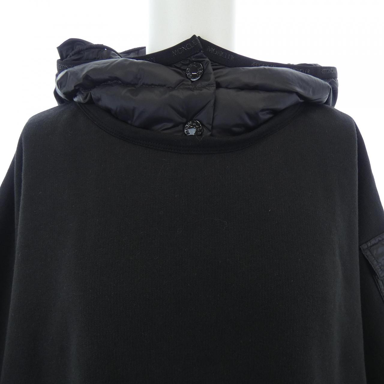 モンクレール MONCLER 20933G00008 809EL ポンチョ