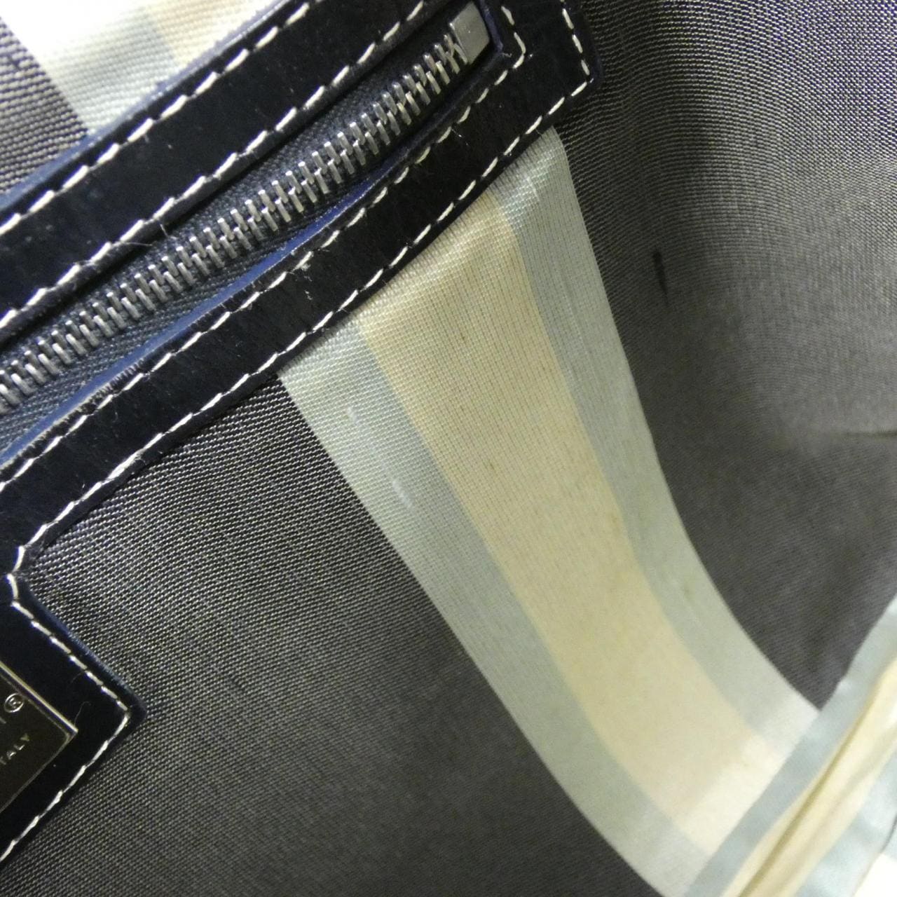 【ヴィンテージ】フェンディ 17260 バッグ