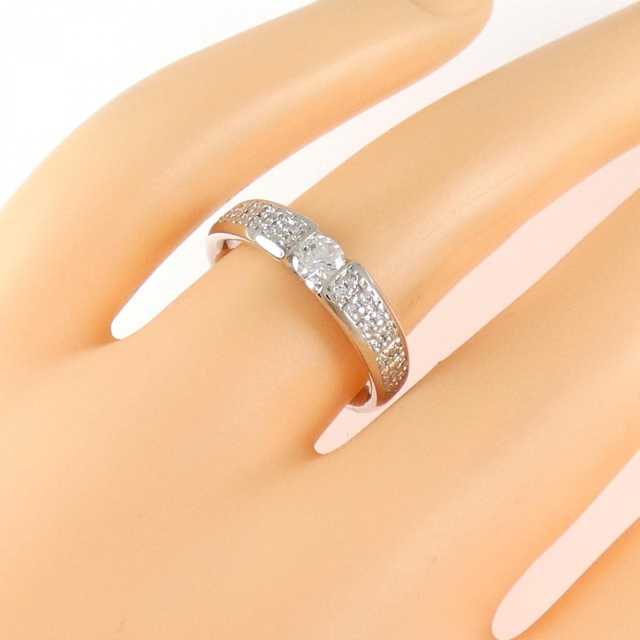 PT950 ダイヤモンド リング 0.22CT