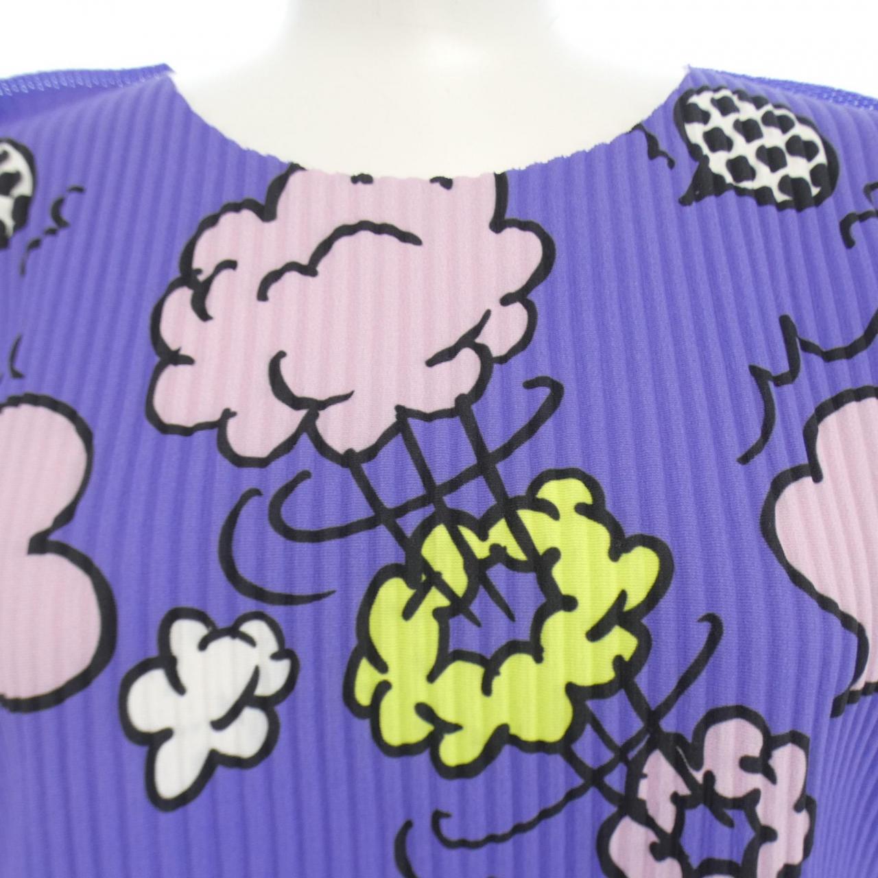 ミーイッセイミヤケ me ISSEY MIYAKE Tシャツ