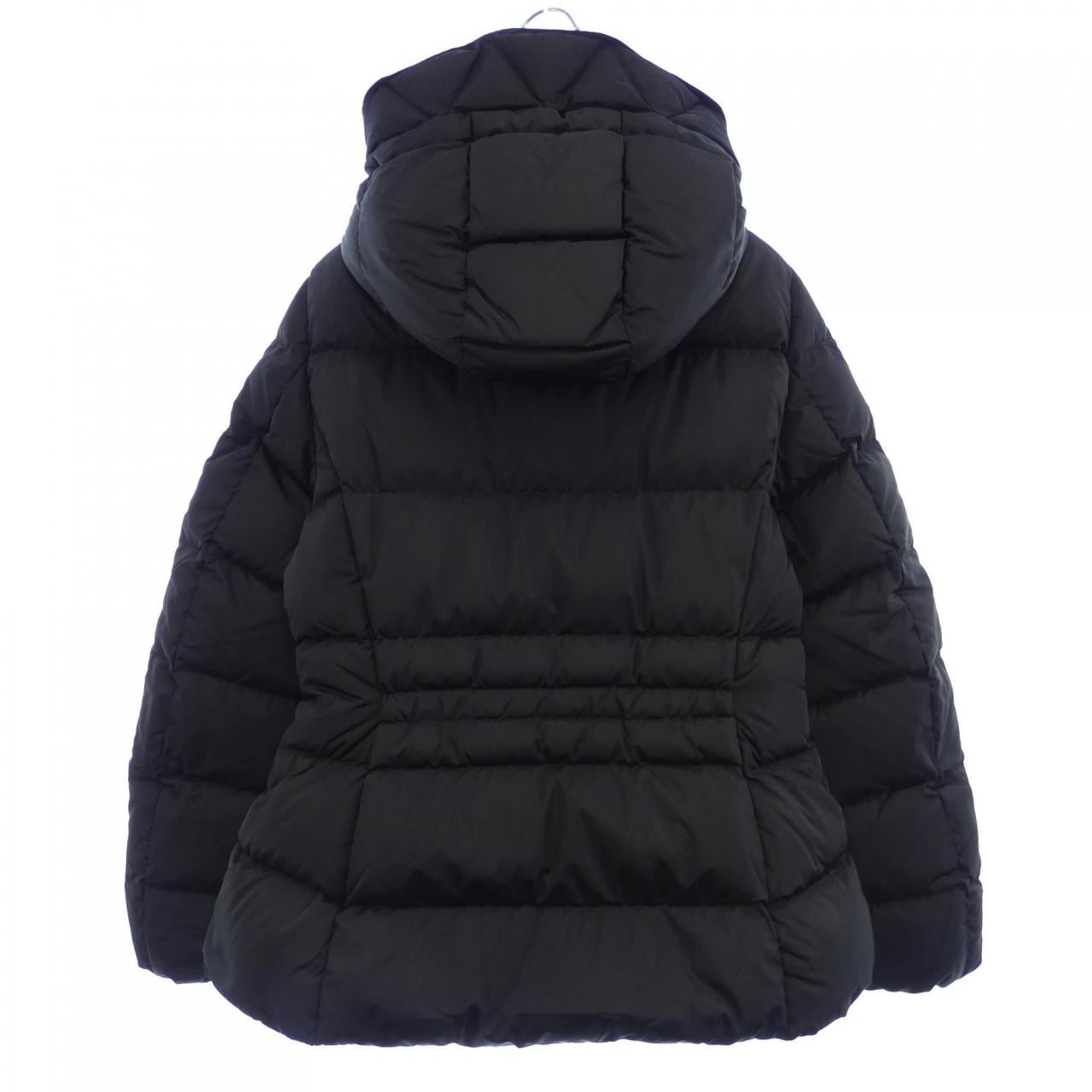 モンクレール MONCLER ダウンジャケット