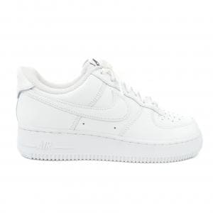 ナイキ NIKE スニーカー
