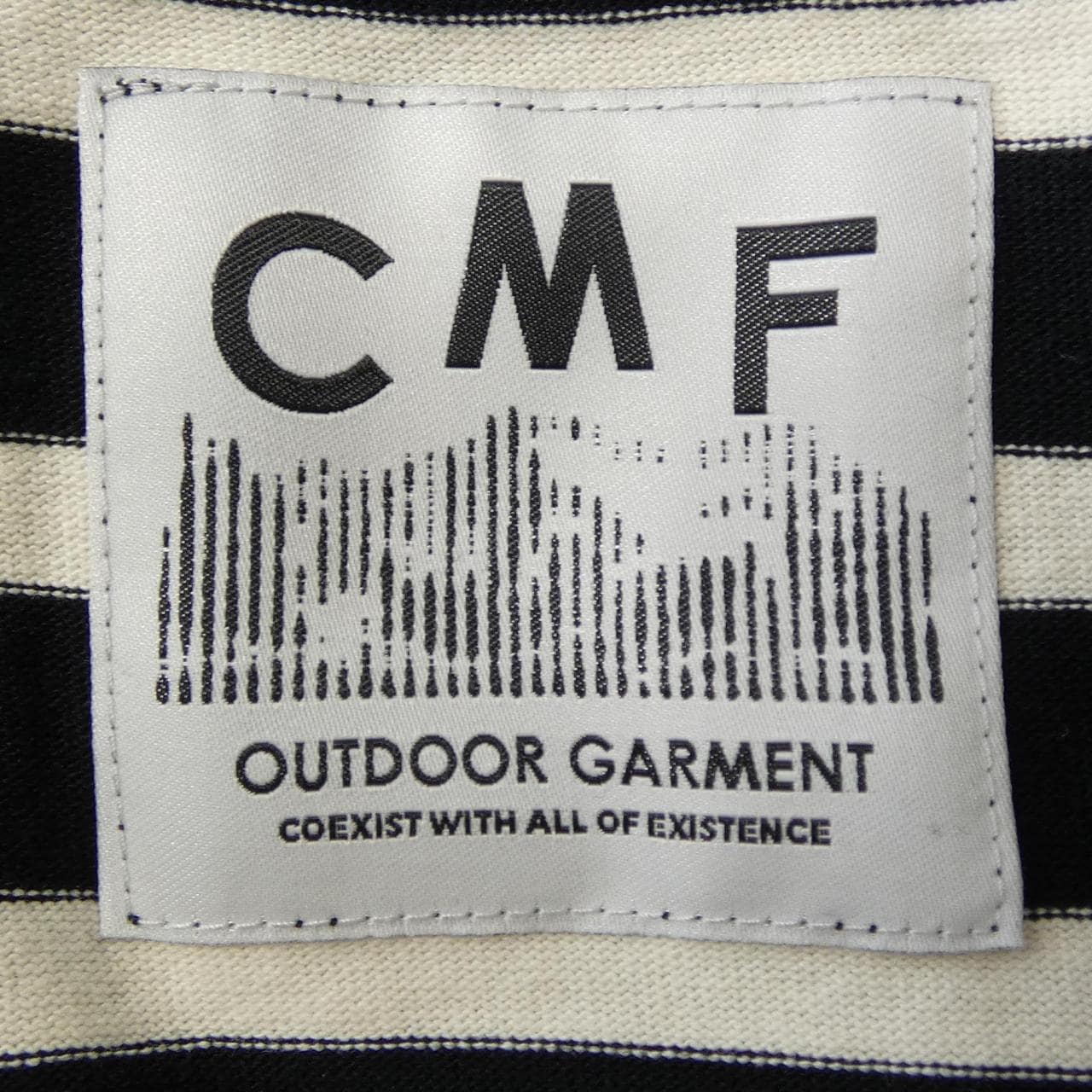 CMF OUTDOOR GARMENT トップス