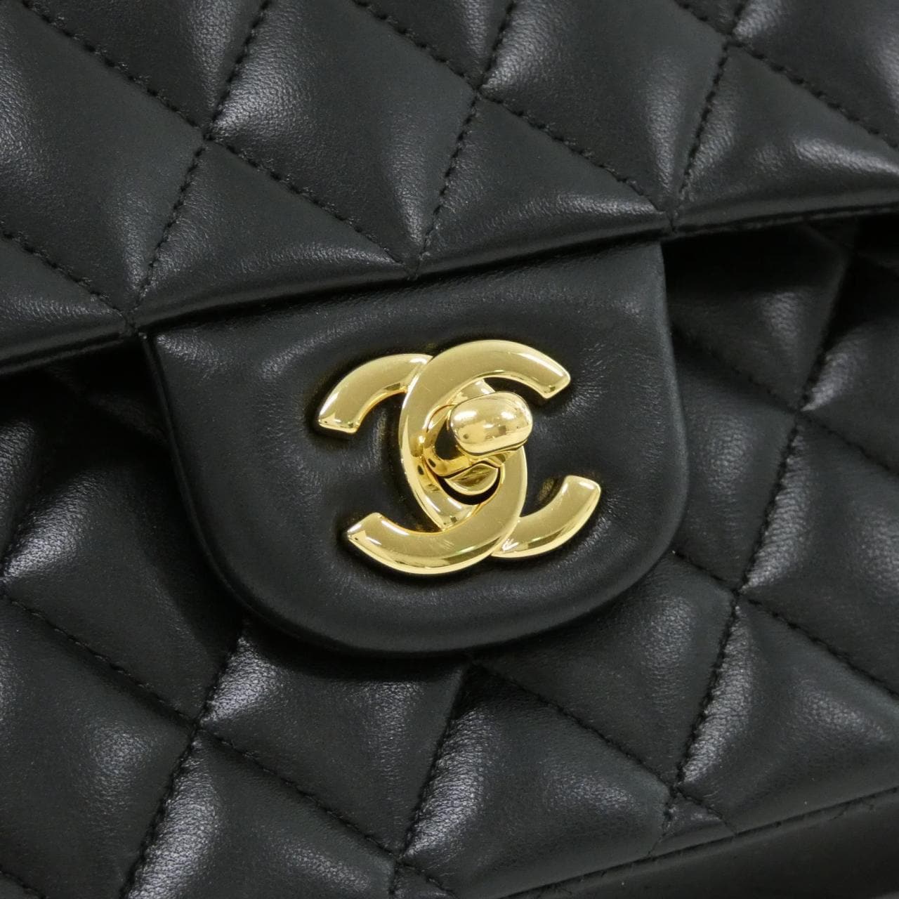 シャネル 1112 ショルダーバッグ