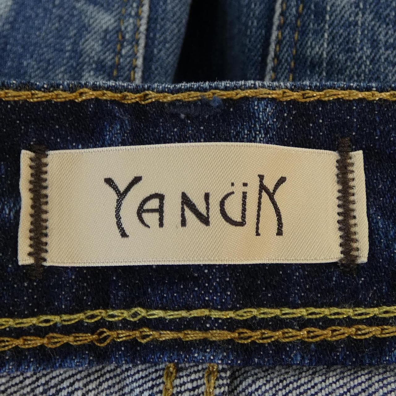 ヤヌーク YANUK ジーンズ