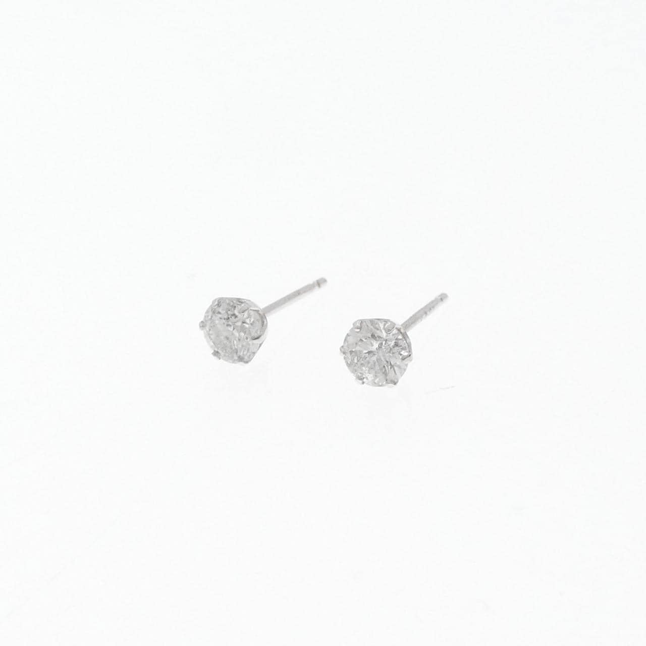 PT900 ソリティア ダイヤモンド ピアス 0.617CT