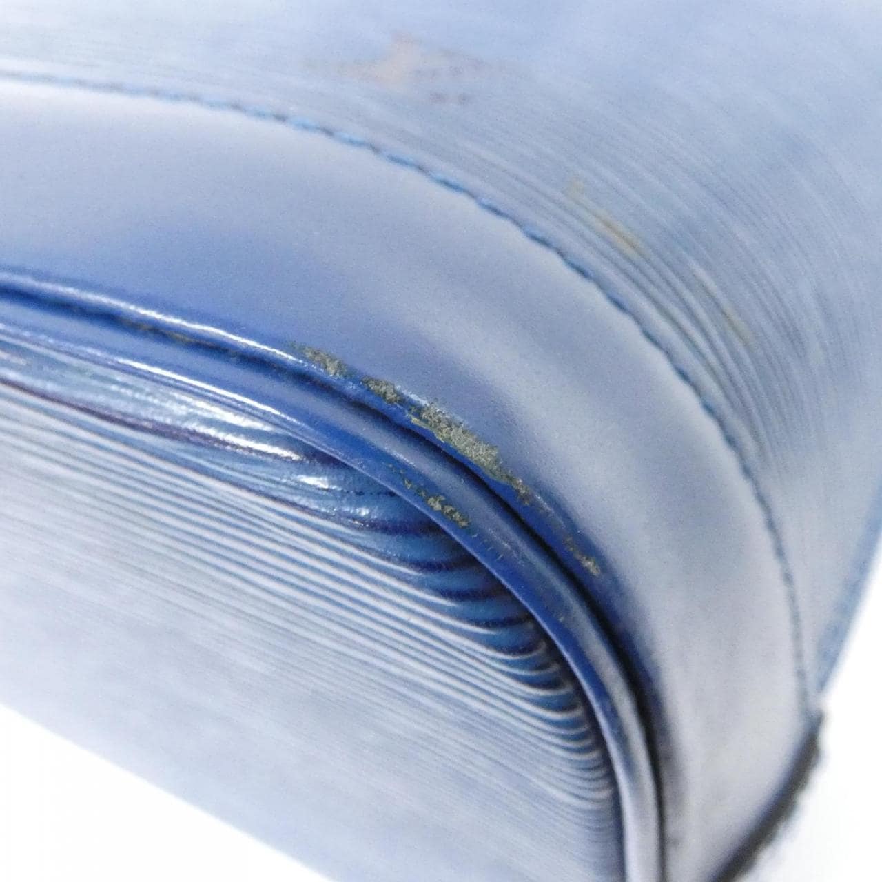 ルイヴィトン エピ アルマ PM M52145+J00275 バッグ