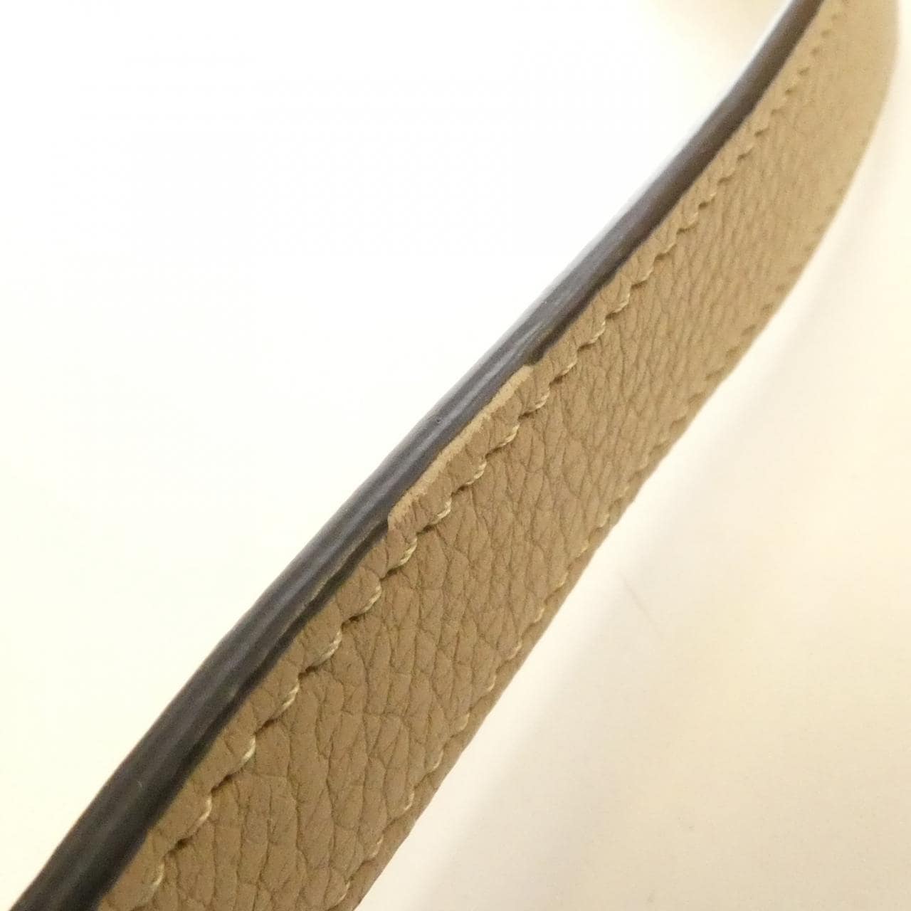 セリーヌ スモール トラペーズ 174683MDB バッグ