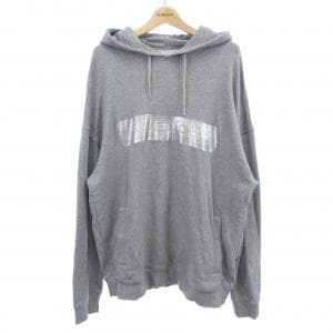 ジバンシー GIVENCHY BMJ0A230AF パーカー