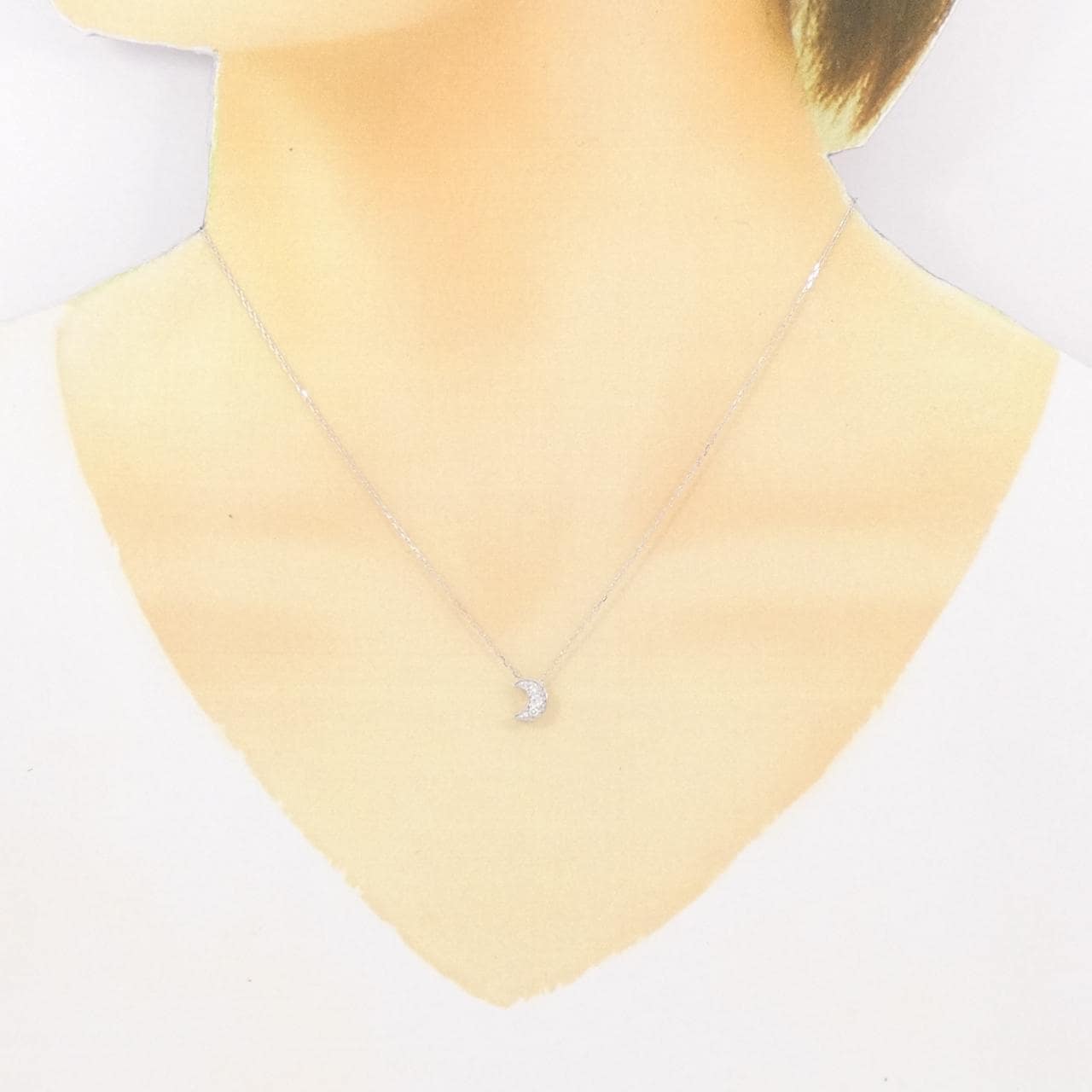 K10WG Moon Diamond Necklace 0.07CT