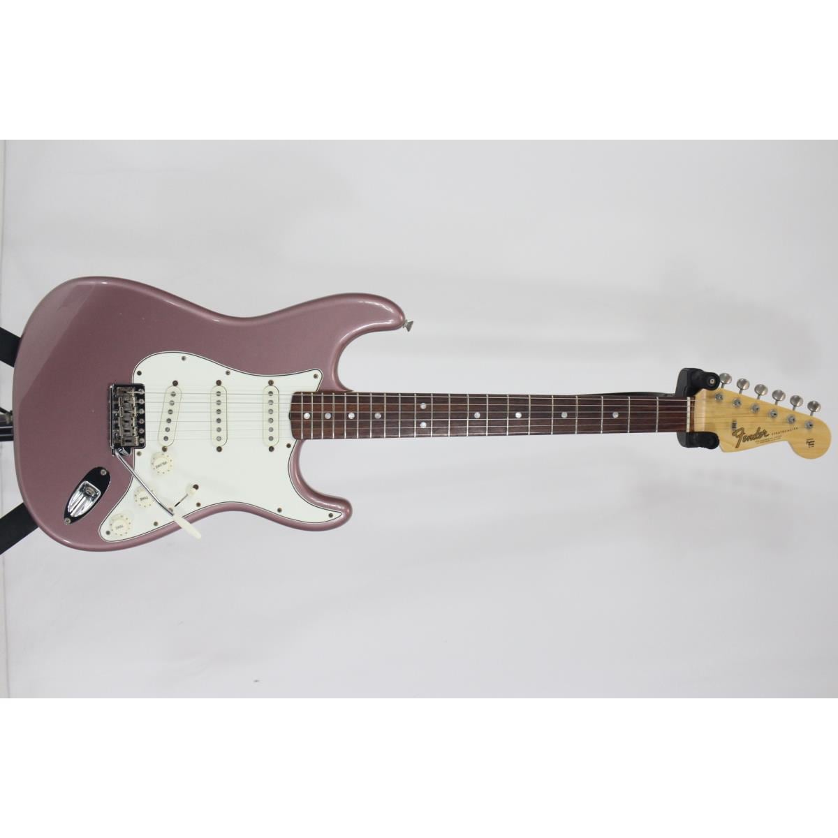 FENDER American Vintage 65 Stratcaster