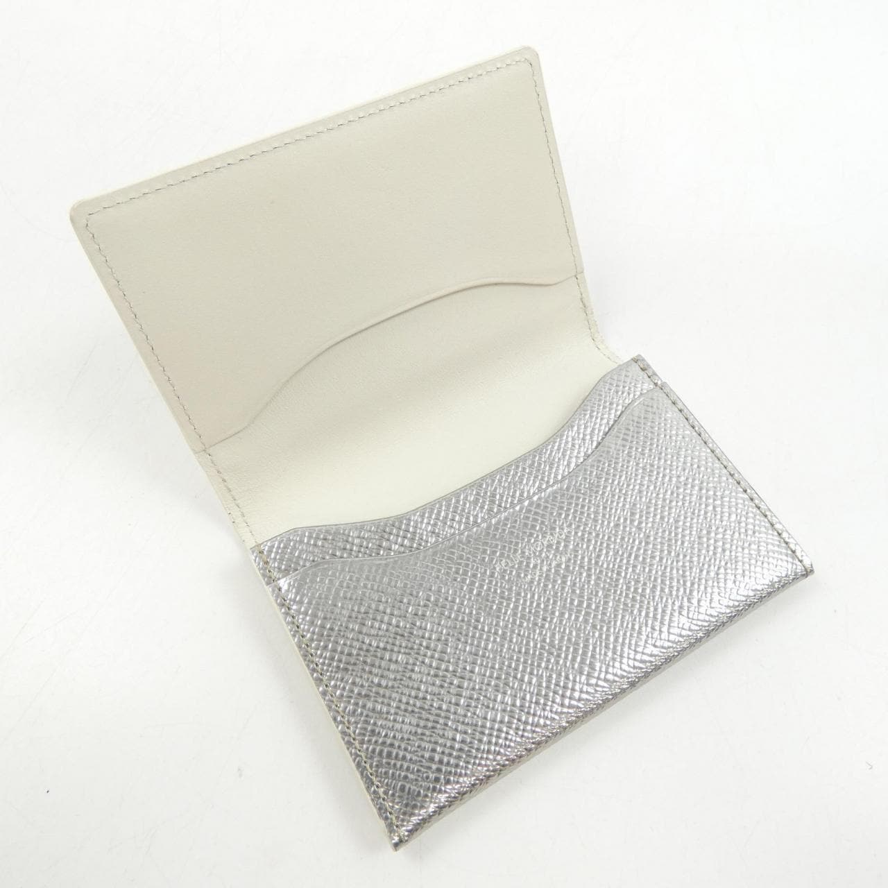 ペッレモルビダ PELLE MORBIDA CARD CASE