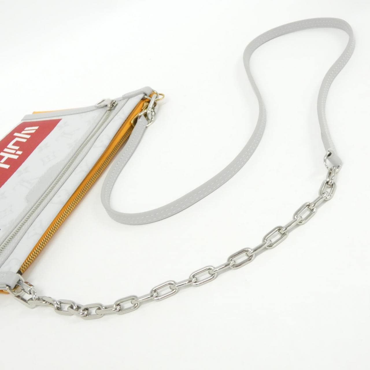 ルイヴィトン ホワイト モノグラム ロゴ フラット メッセンジャー M44640 ショルダーバッグ