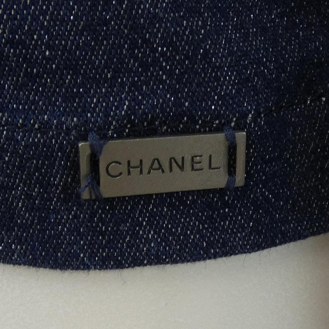 【ヴィンテージ】シャネル CHANEL IDENTFICATION P14592V08345 00C デニムジャケット