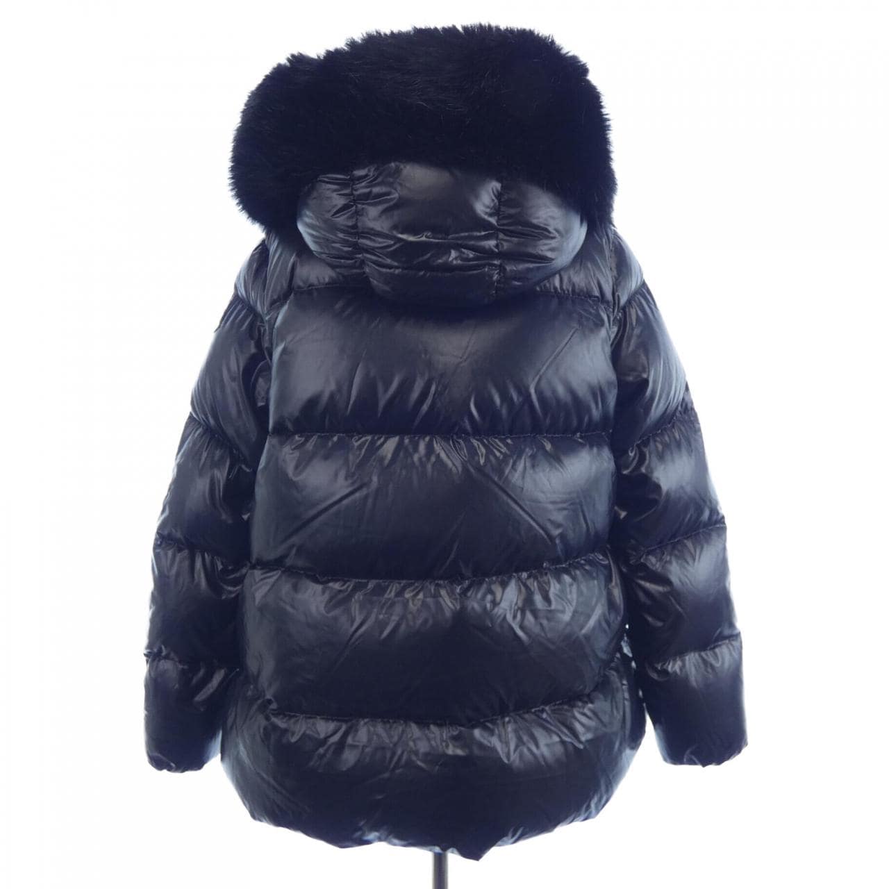モンクレール MONCLER LAICHE ダウンジャケット