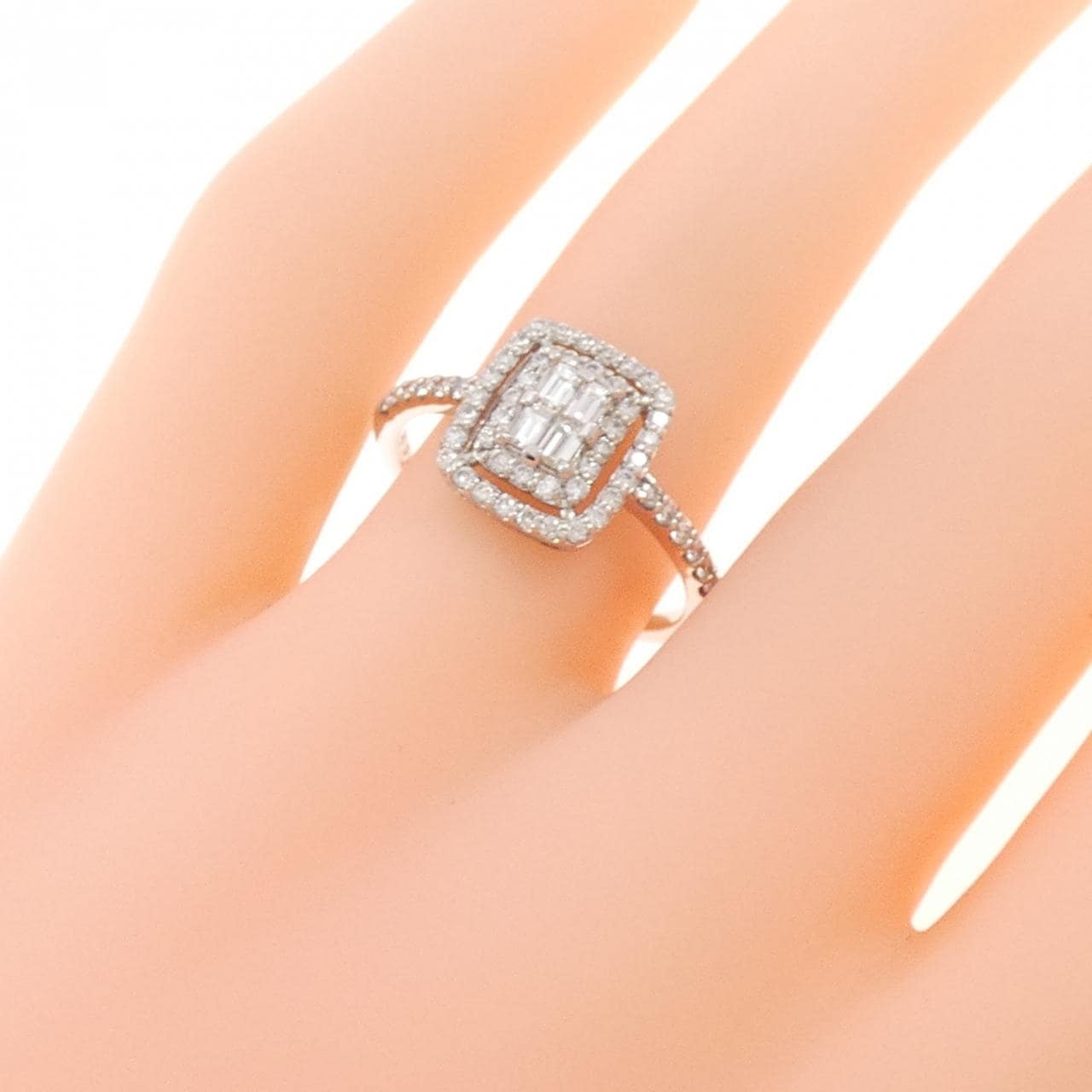 [BRAND NEW] PT900 Diamond Ring 0.50CT