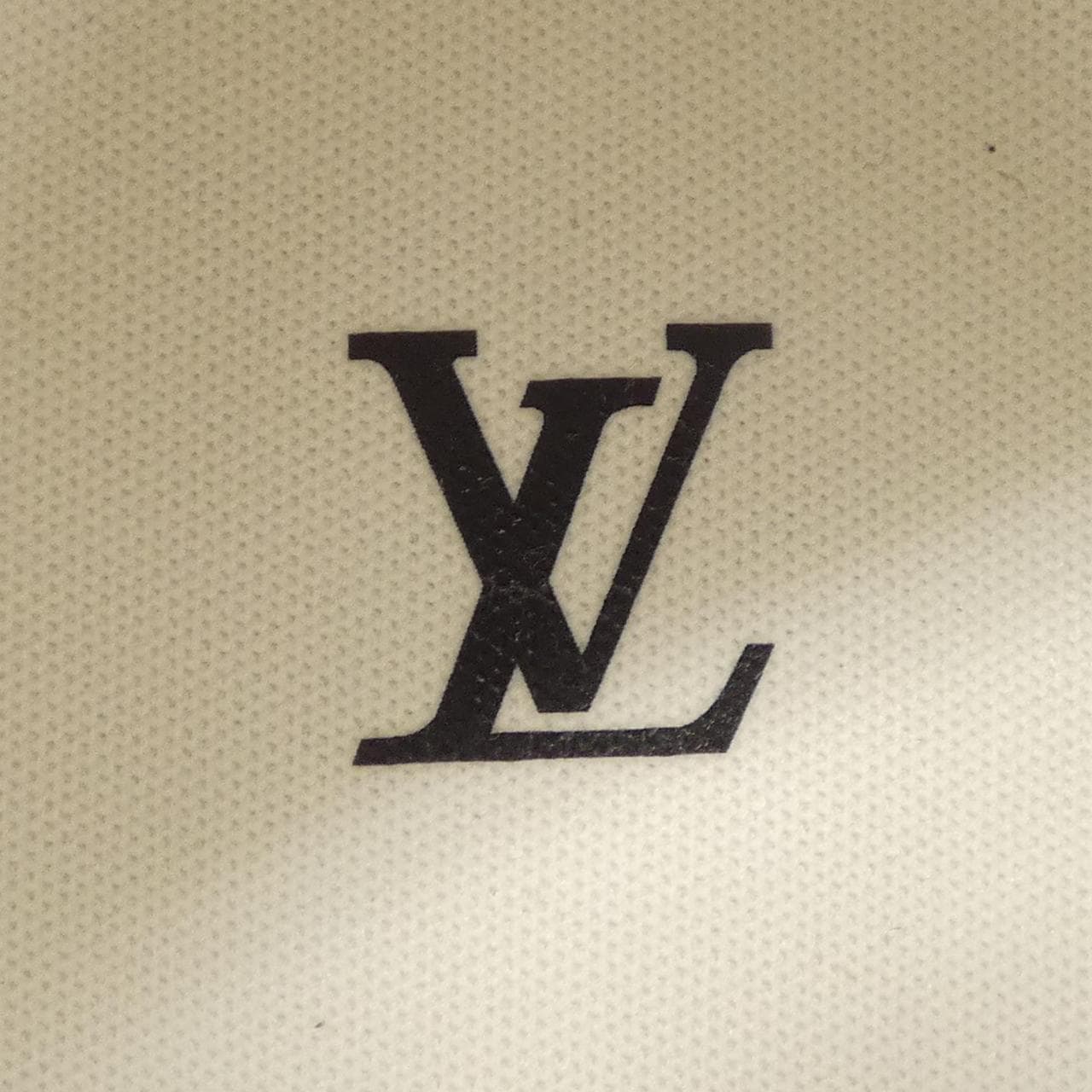 ルイヴィトン LOUIS VUITTON LVトレイナー スニーカー