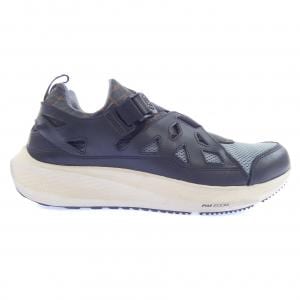 ナイキ NIKE FJ4201-001 スニーカー
