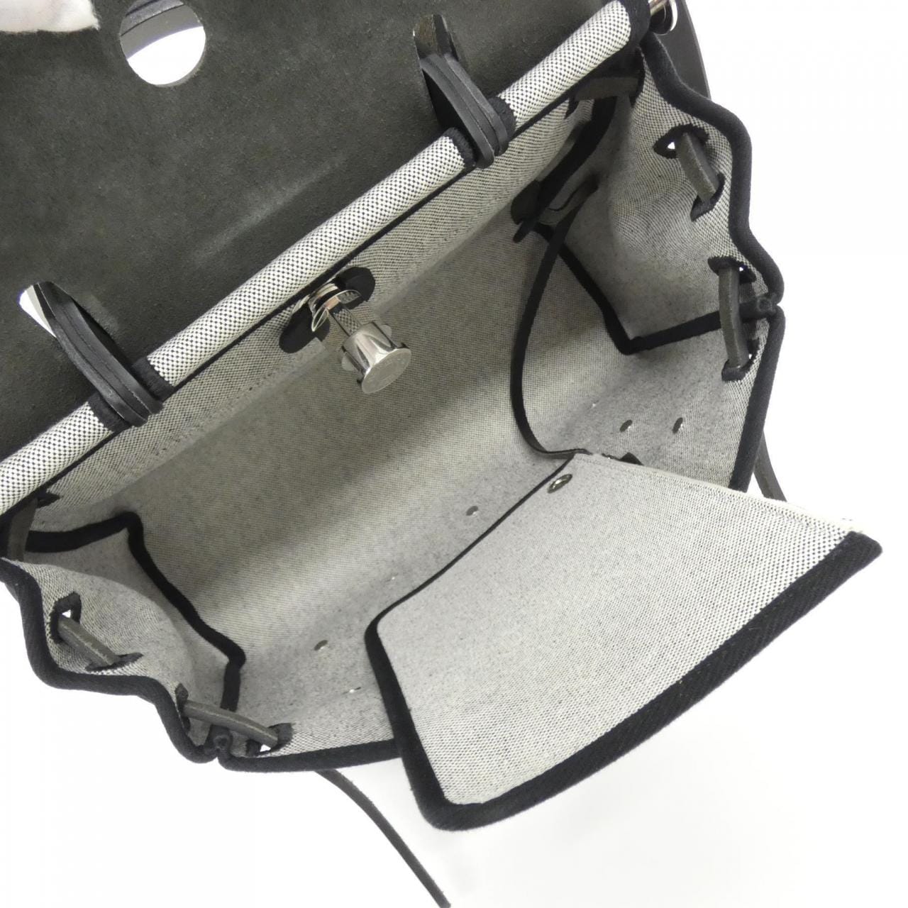 エルメス CIRCUIT RIDER エールバッグ ジップ ホブネイルド PM 085131CK バッグ