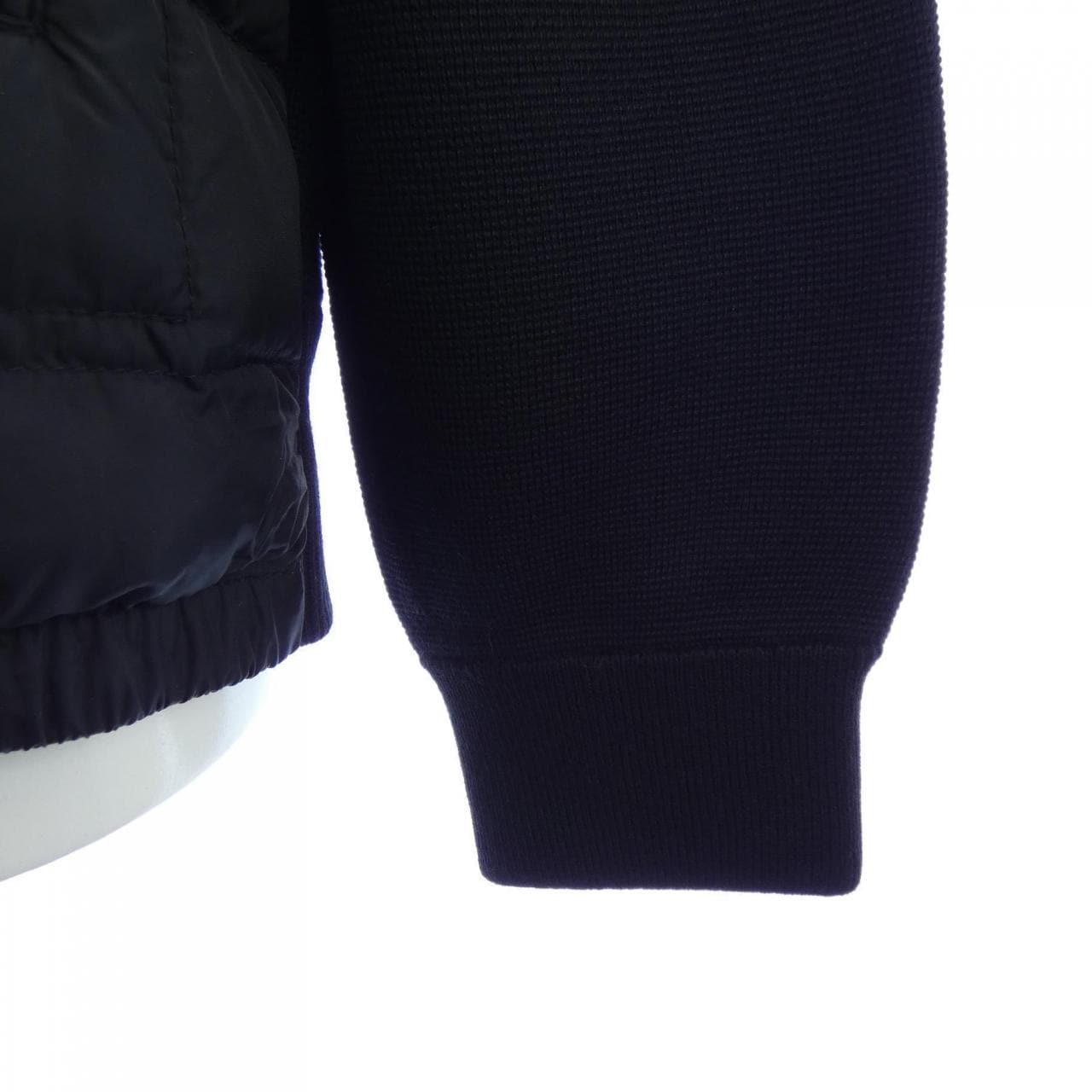 モンクレール MONCLER 20919B50700 A9341 ダウンジャケット