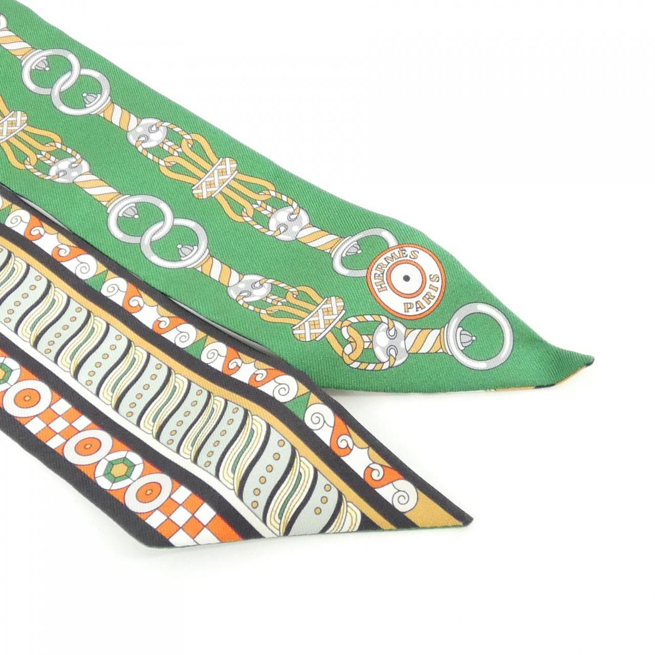 【未使用品】エルメス HARNAIS EN ROSACE ツイリー 063853S スカーフ