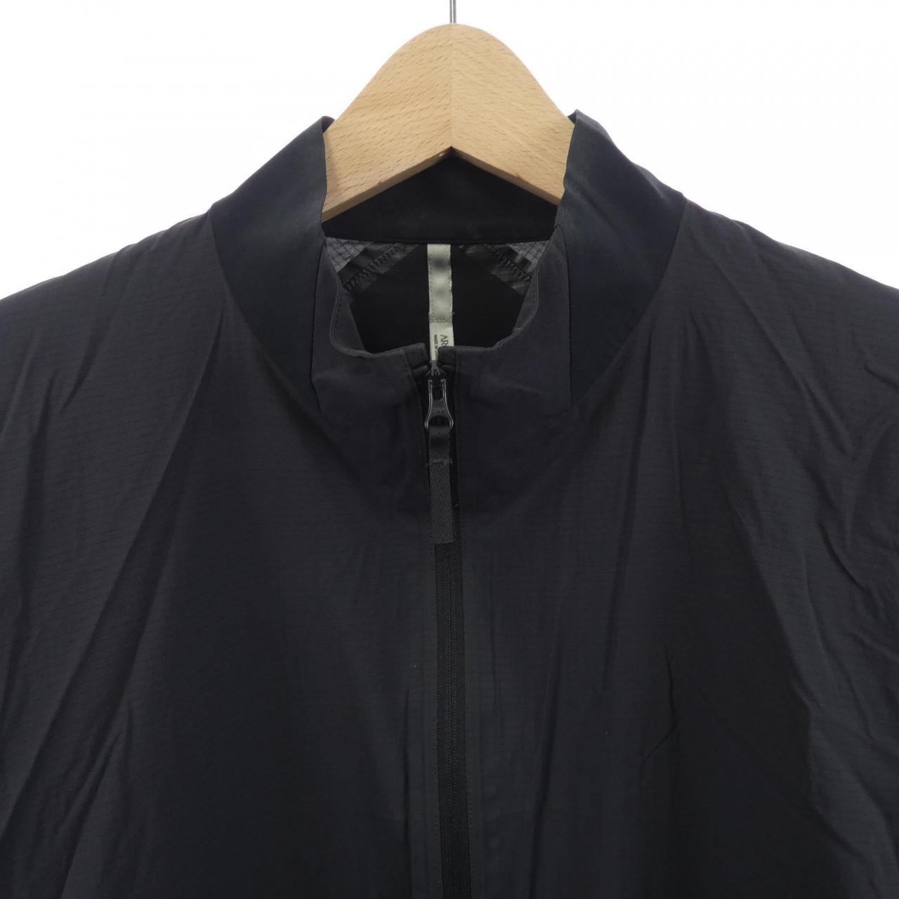 アークテリクスヴェイランス ARC'TERYX VEILANCE ブルゾン