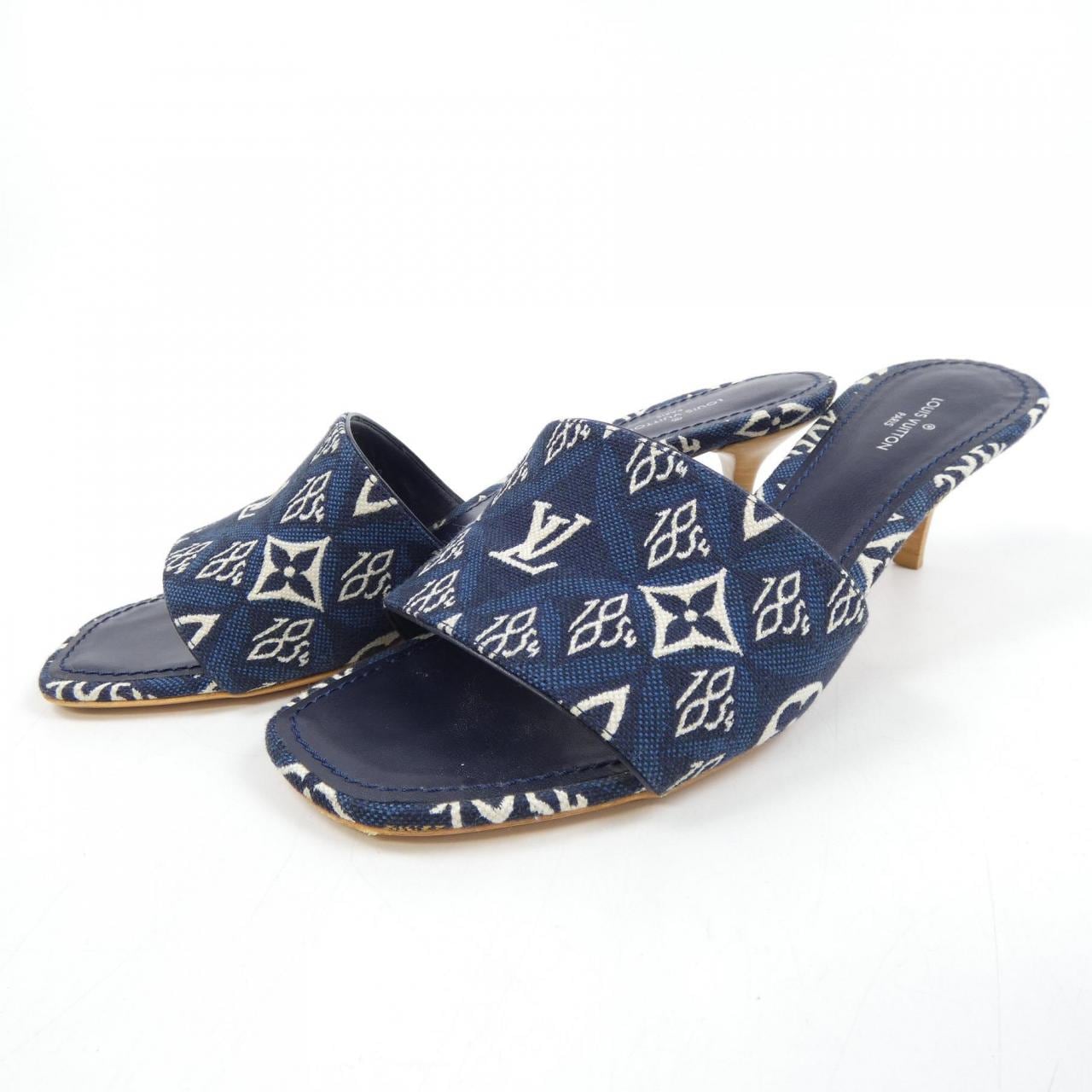 LOUIS LOUIS VUITTON sandals