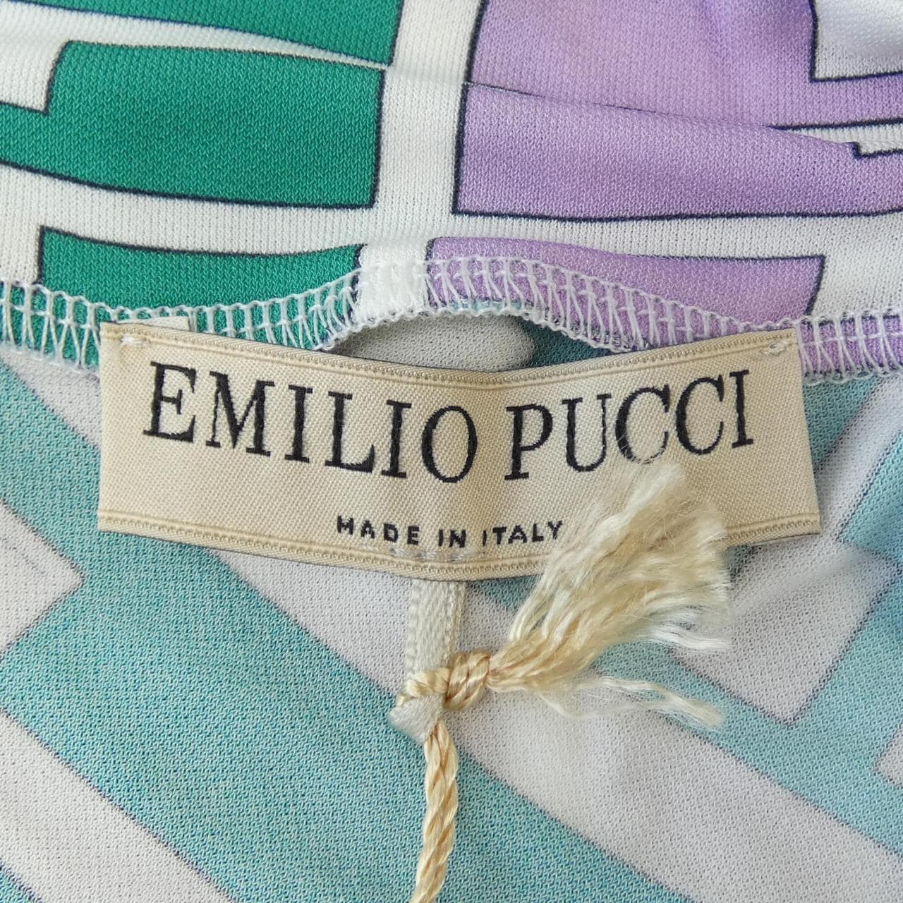 エミリオプッチ EMILIO PUCCI トップス