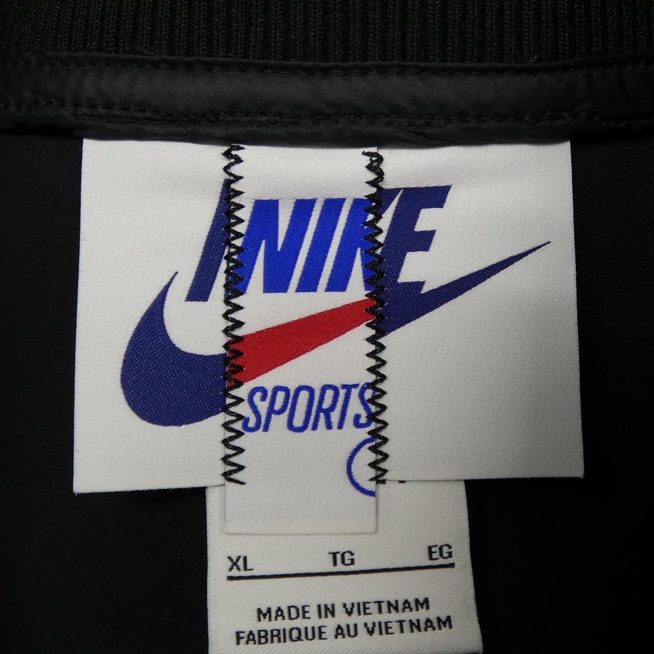 サカイ SACAI NIKE FV4857 ブルゾン
