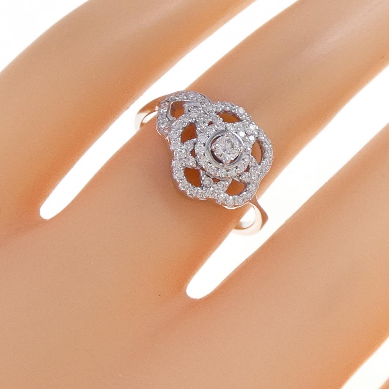 シャネル カメリア リング