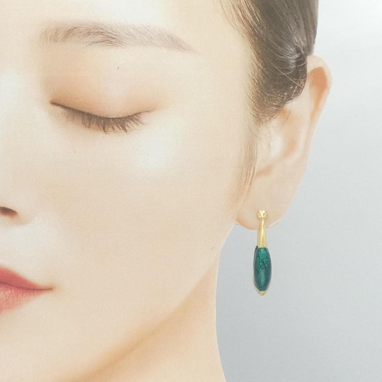 ウノアエレ 樹脂 イヤリング