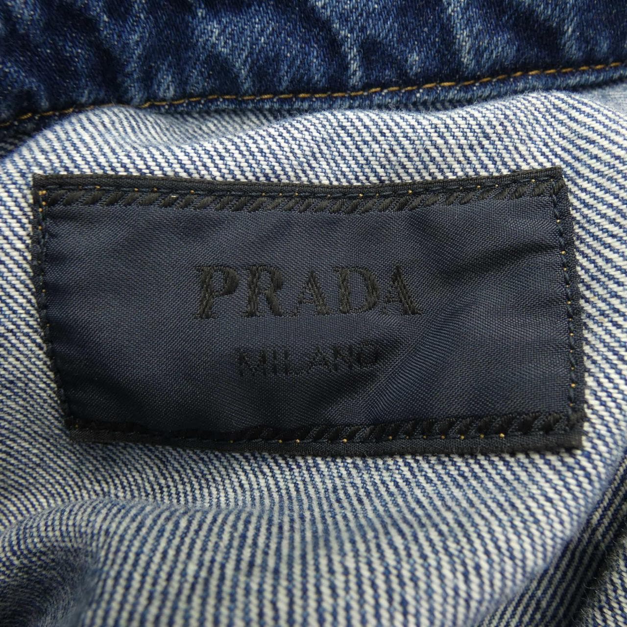 プラダ PRADA トライアングルロゴ GEC067 S212 10GG S／Sシャツ