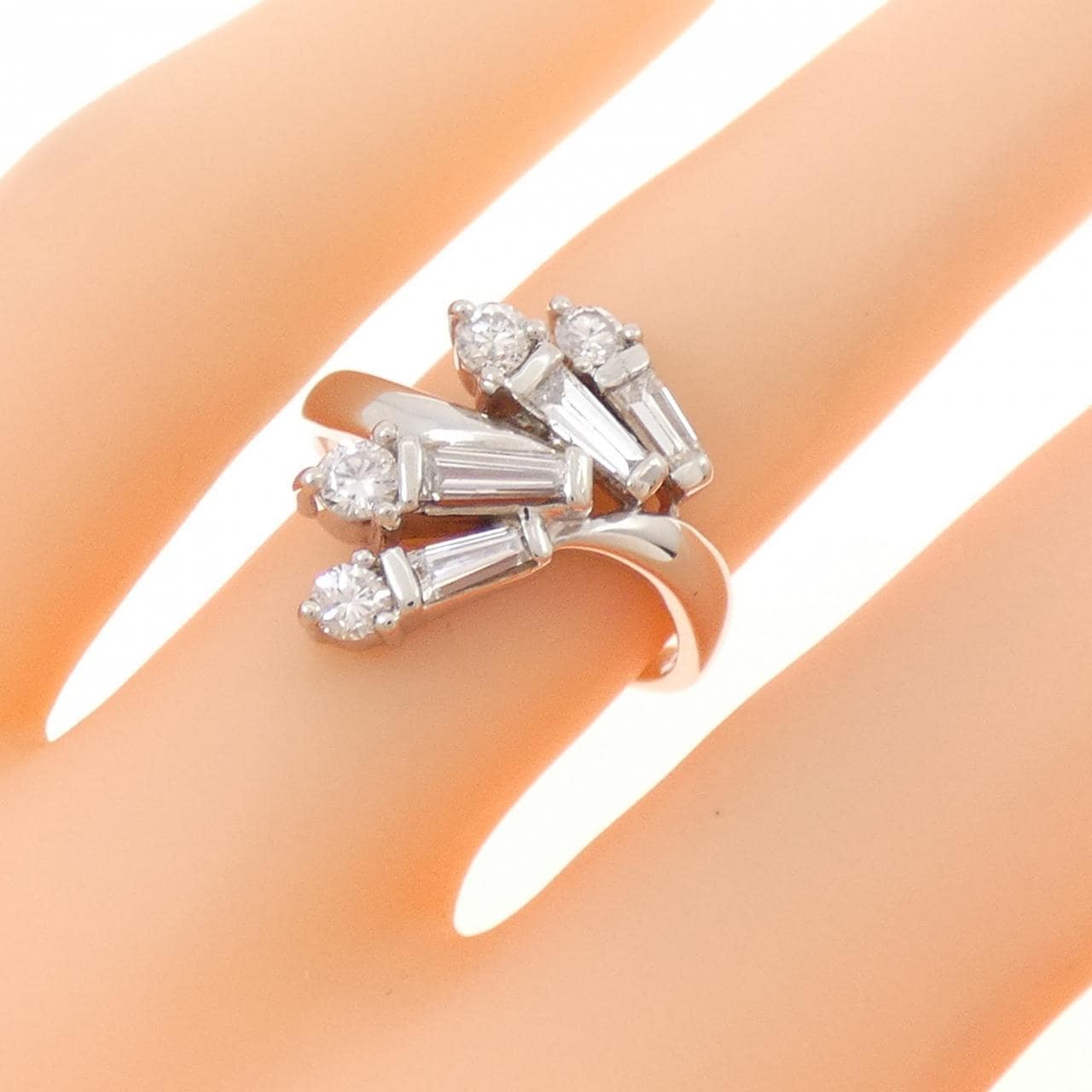 PT900 ダイヤモンド リング 0.72CT
