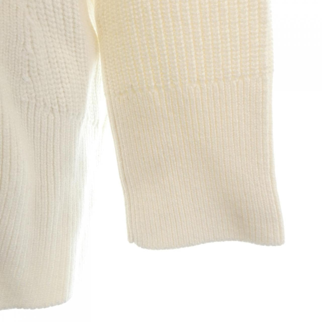 ベイジュ BEIGE. ニット