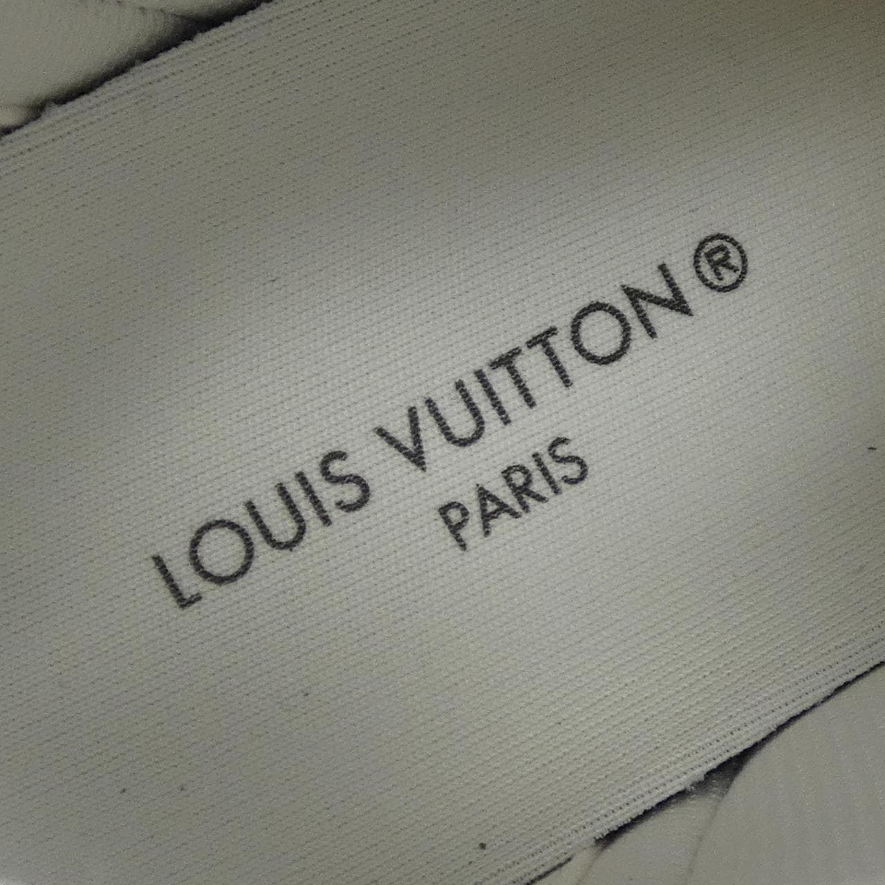 ルイヴィトン LOUIS VUITTON スニーカー