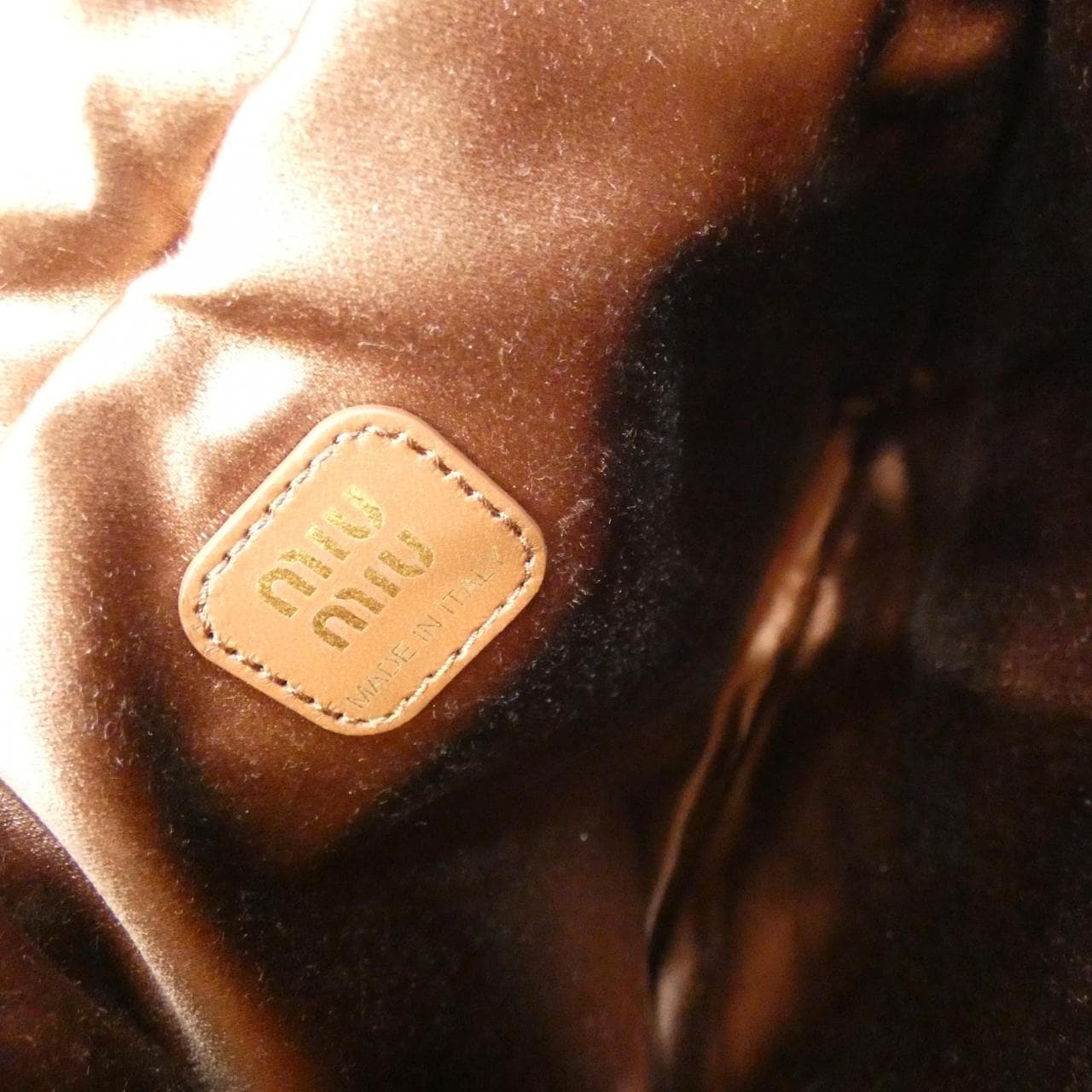 ミュウミュウ 5NG010 ポーチ