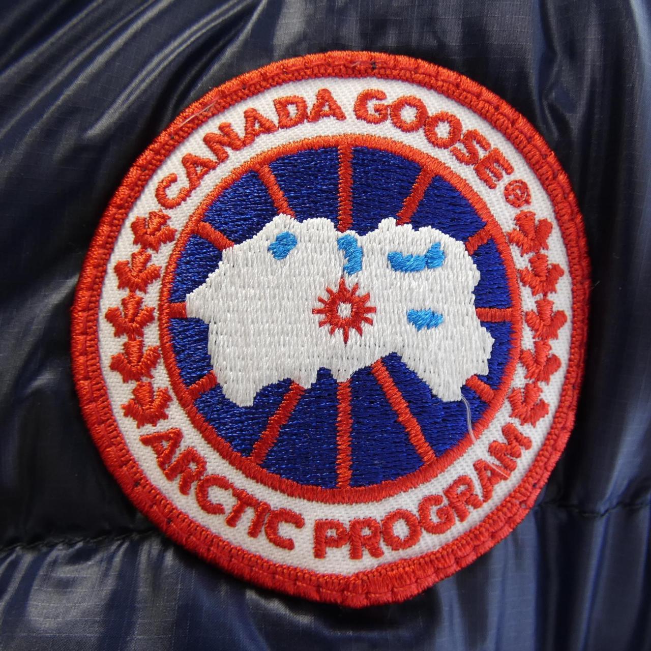 カナダグース CANADA GOOSE ダウンジャケット