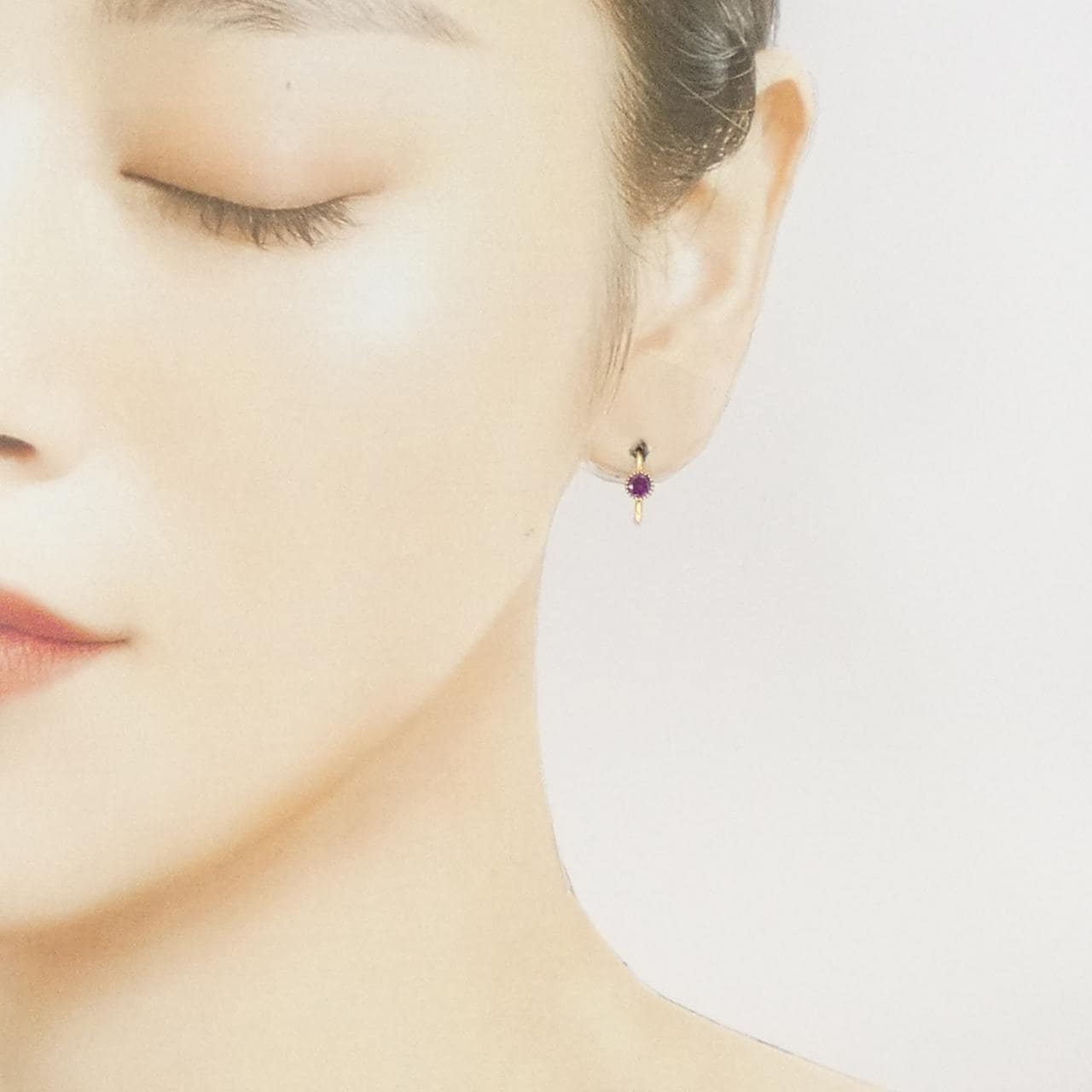 K18YG ガーネット ピアス