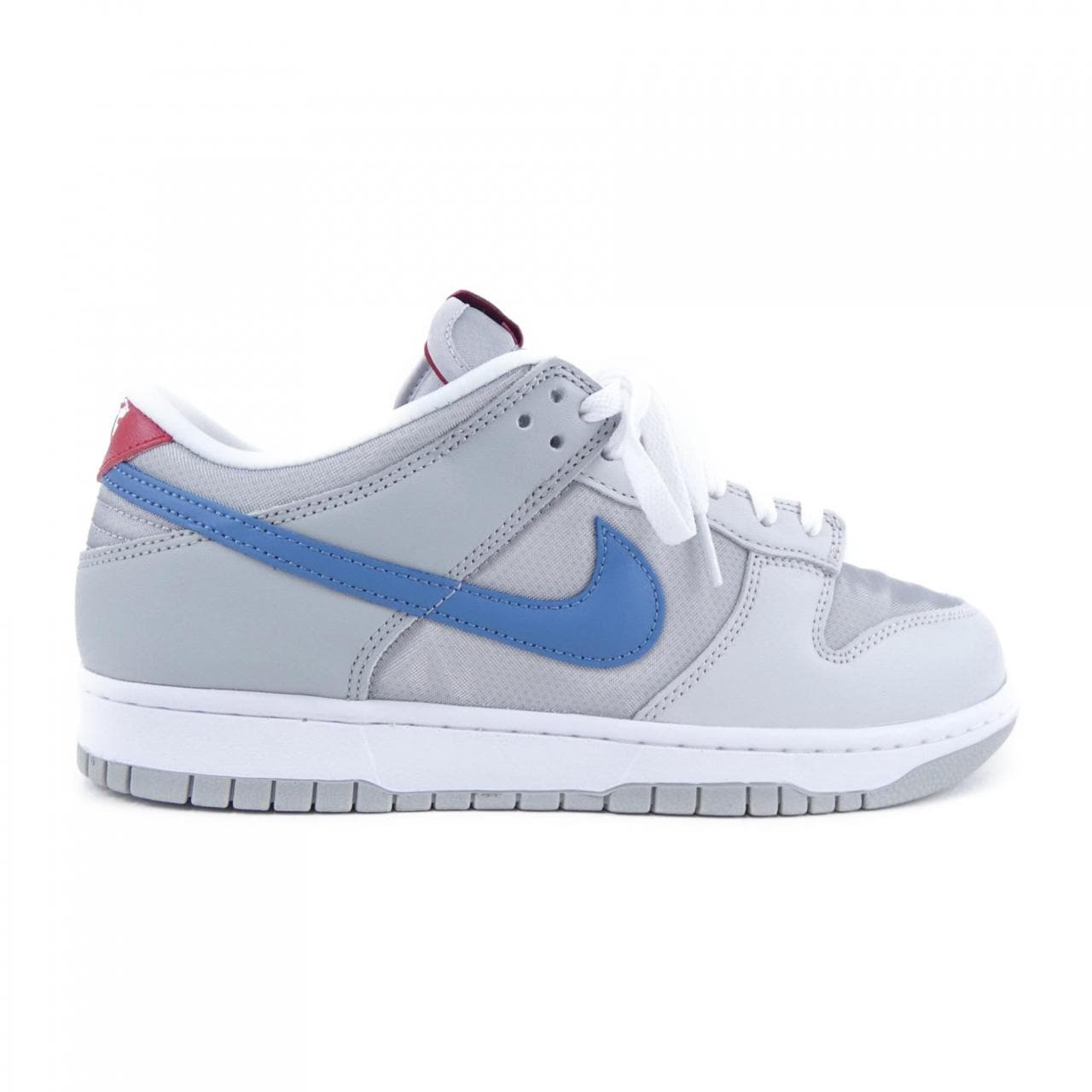 ナイキ NIKE スニーカー