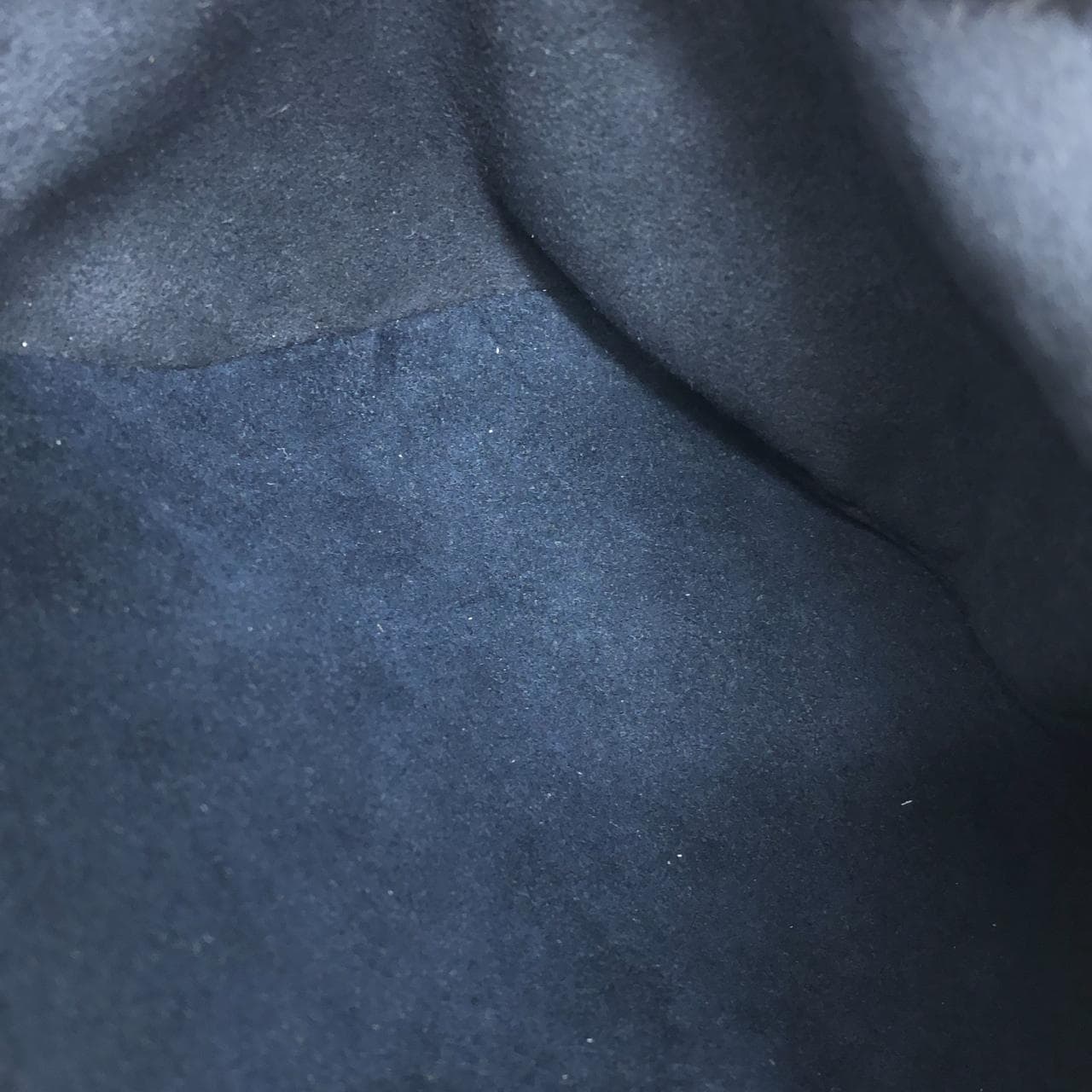 ルイヴィトン バイカラー モノグラム アンプラント ミニ バムバッグ M85636 バッグ