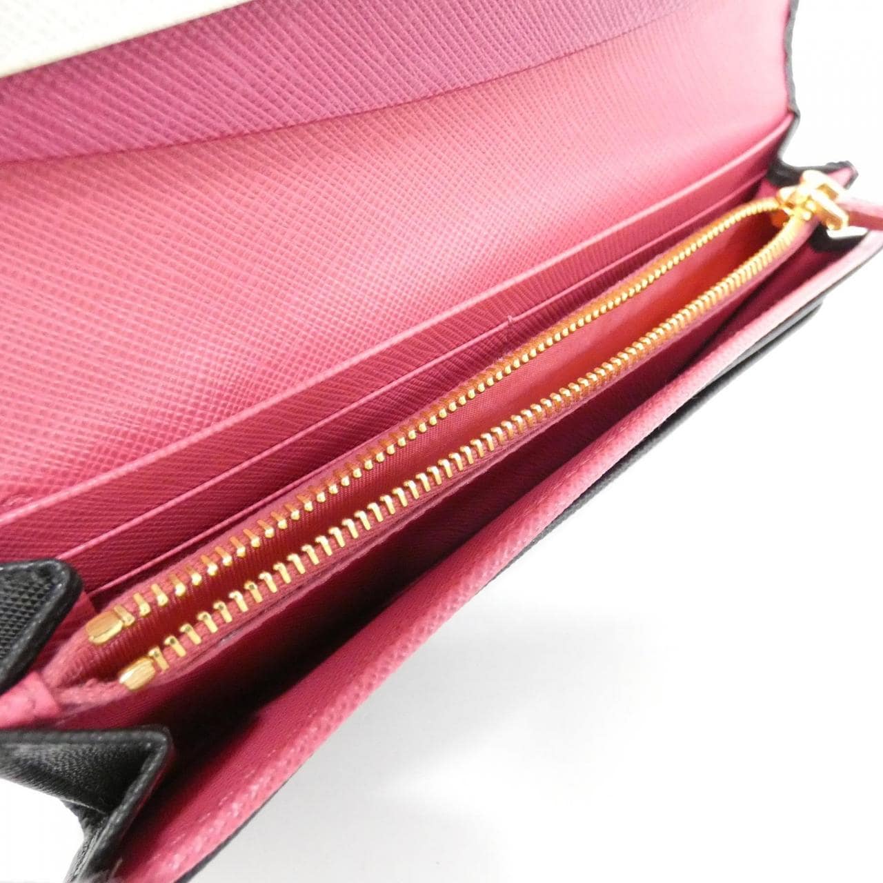 プラダ 1MH132 財布