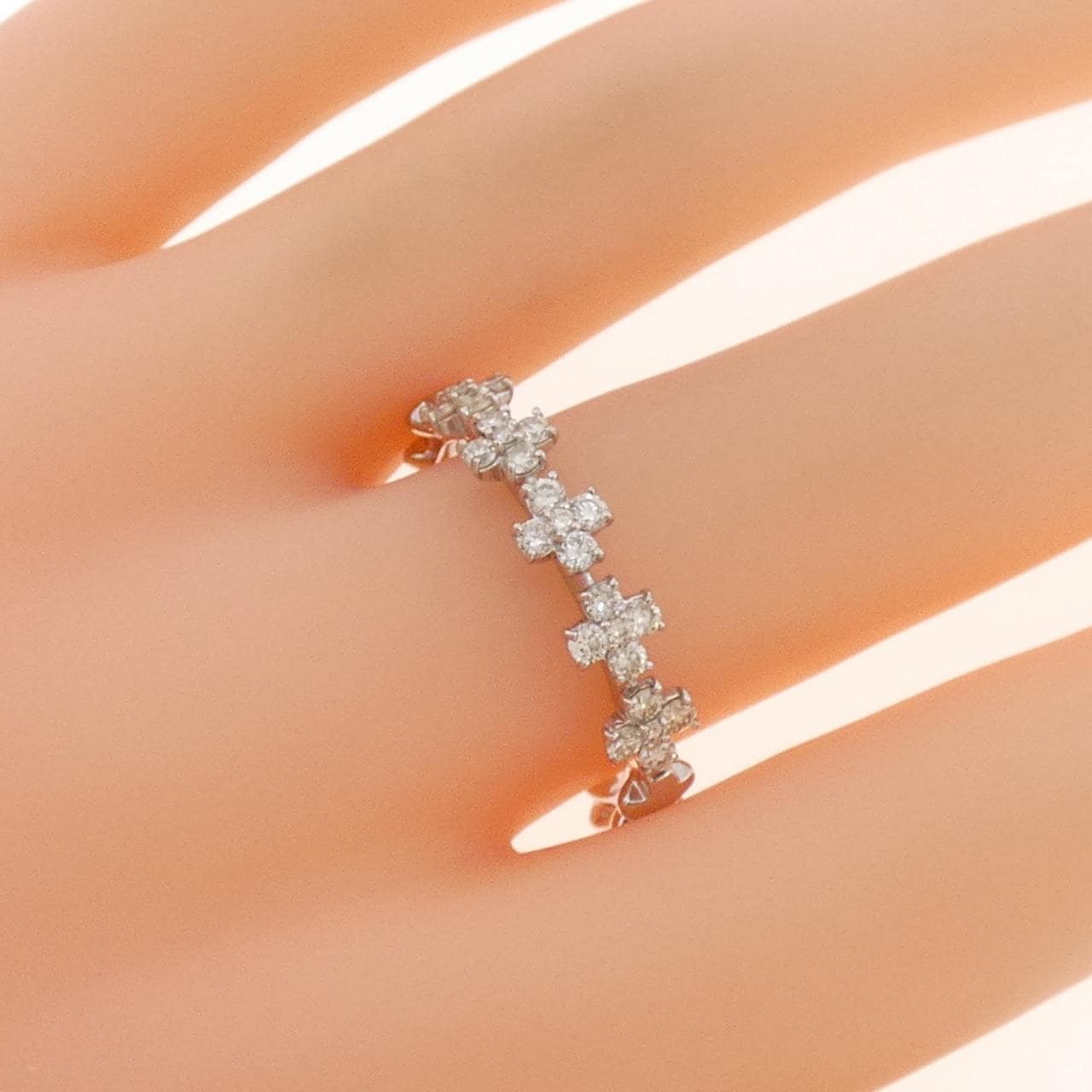 K18WG クロス ダイヤモンド リング 0.50CT