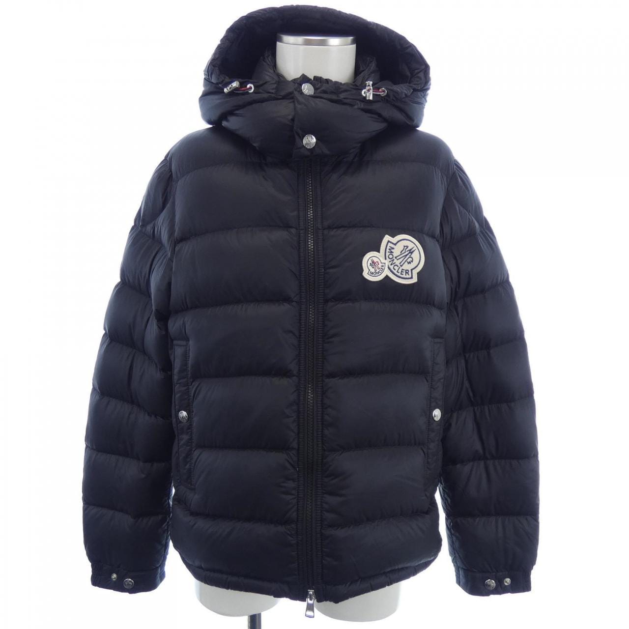 モンクレール MONCLER ダウンジャケット