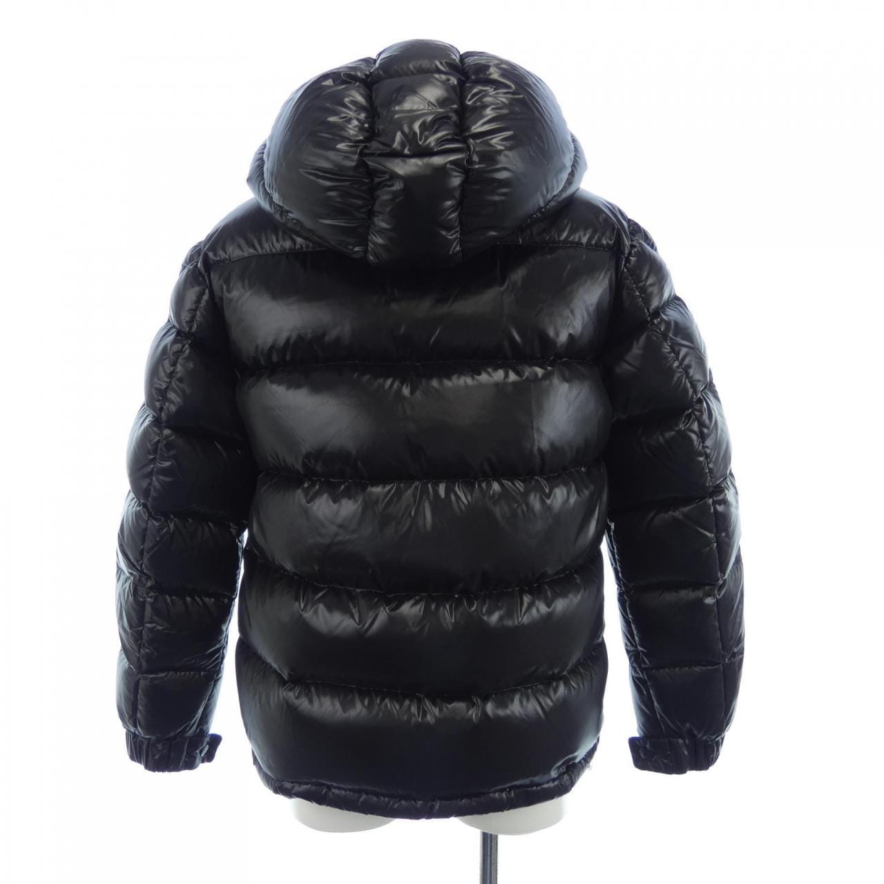 モンクレール MONCLER ダウンジャケット