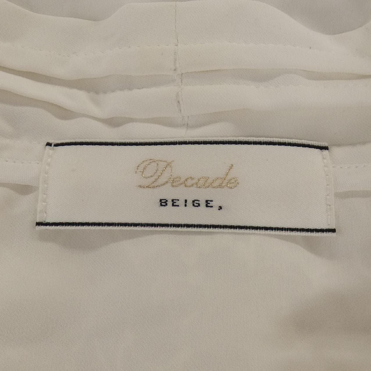 ベイジュ BEIGE. トップス