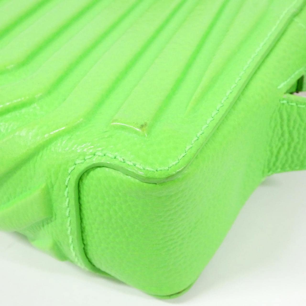 バレンシアガ カー カメラ バッグ 693542 ショルダーバッグ