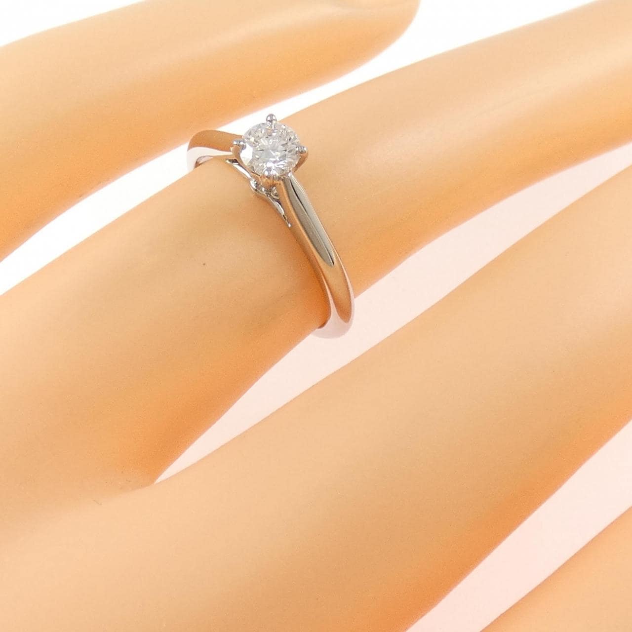 カルティエ 1895 ソリテール リング 0.24CT E VVS2 3EXT