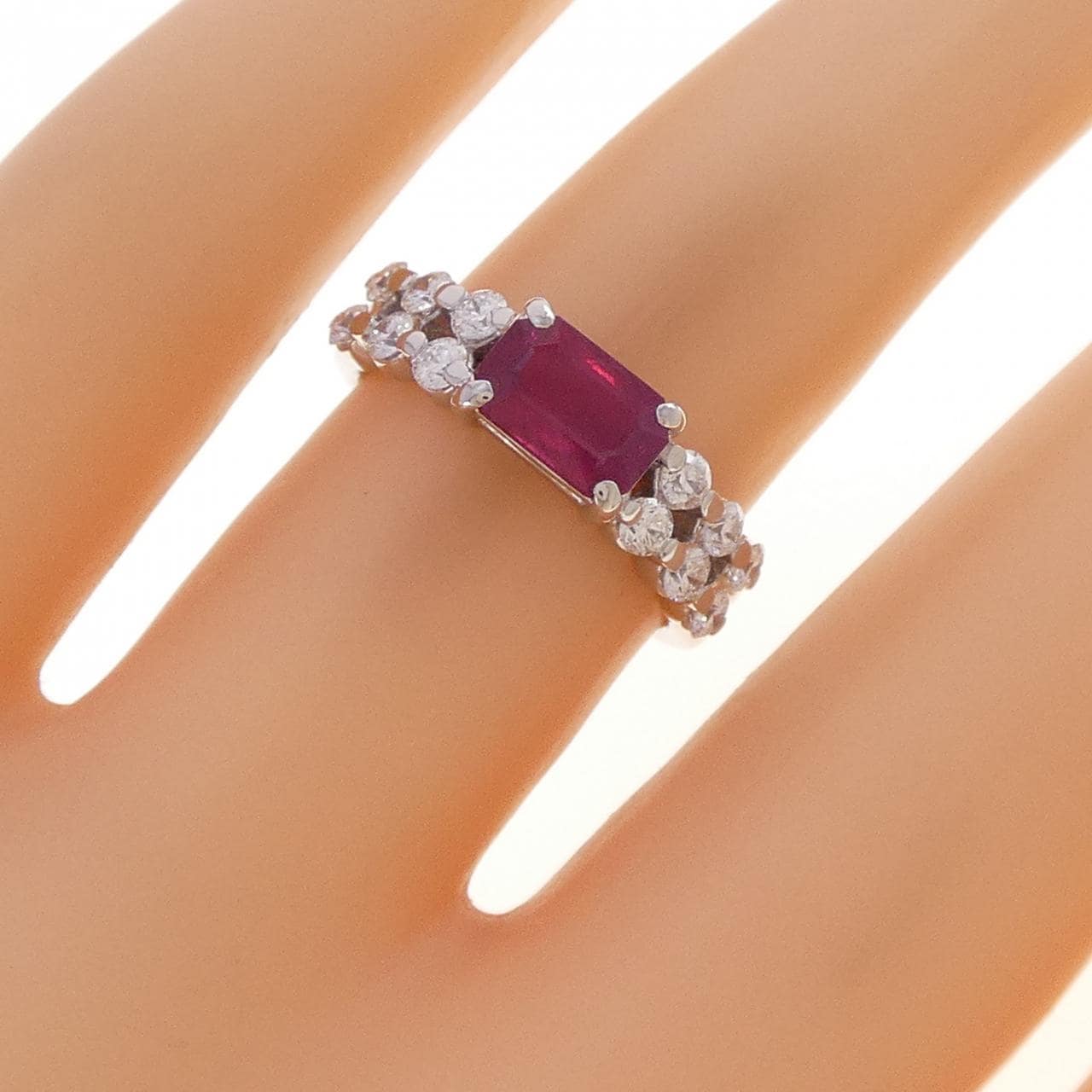 PT900 ルビー リング 0.90CT