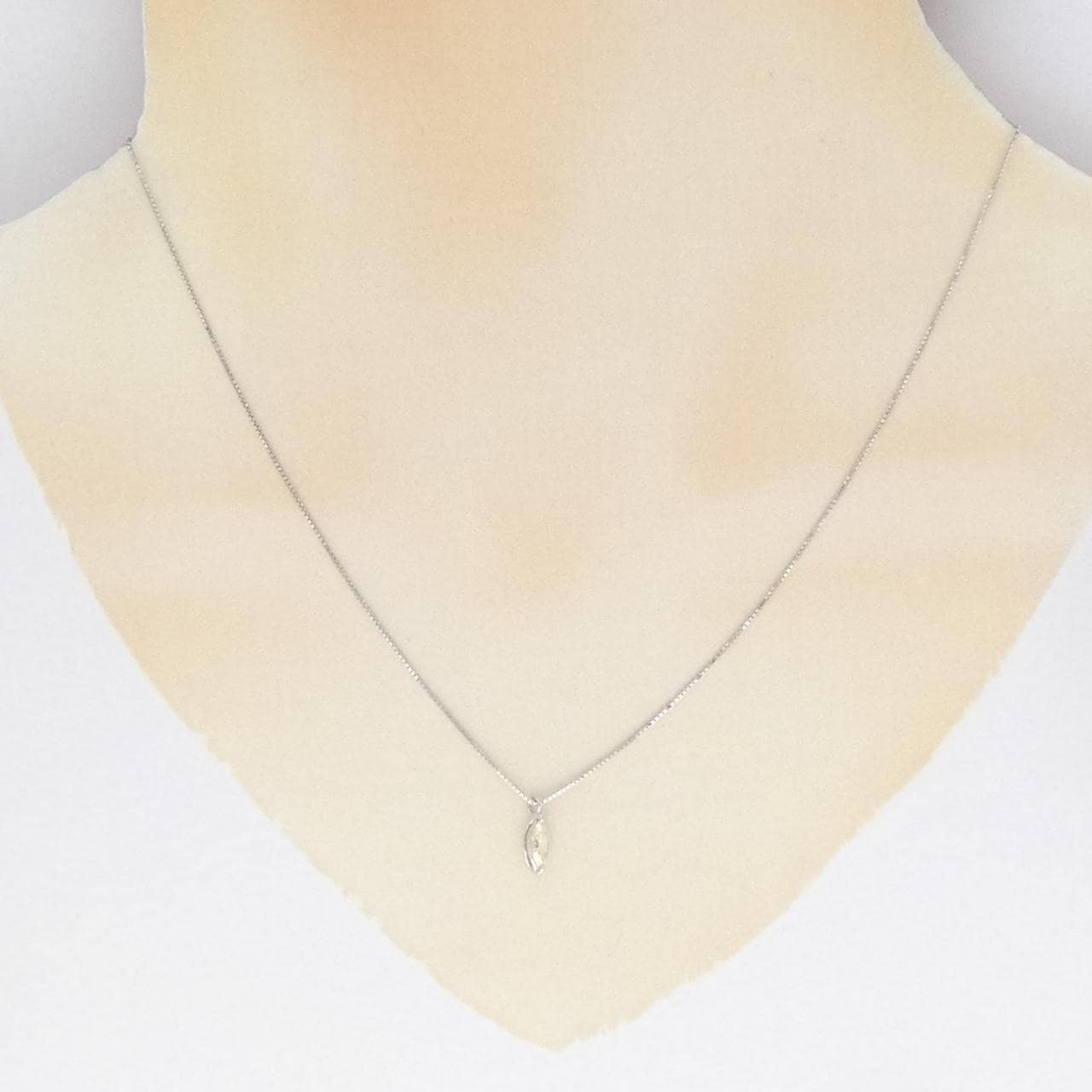 K18WG ダイヤモンド ネックレス 0.30CT
